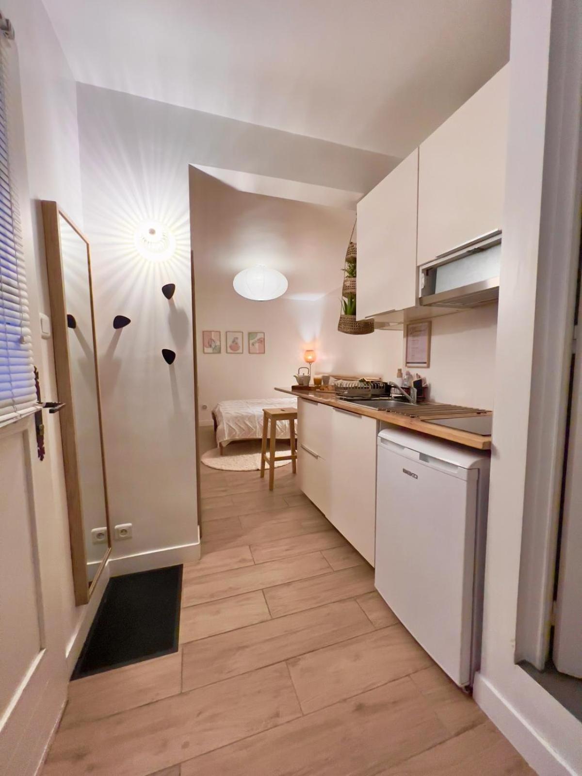 Escale Cosy A Pontoise Jacuzzi Et Terrasse Apartman Kültér fotó