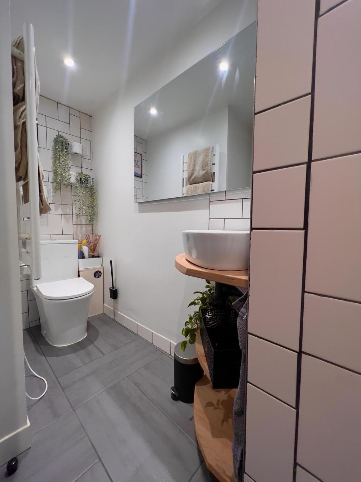 Escale Cosy A Pontoise Jacuzzi Et Terrasse Apartman Kültér fotó